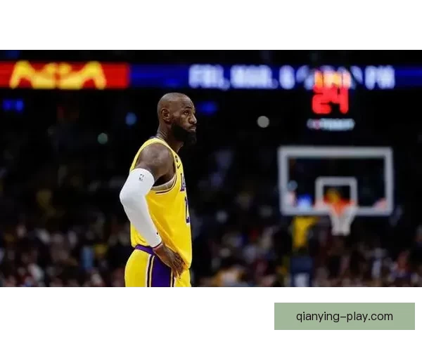 詹姆斯21次入选最佳阵容居首 美媒评10大难以打破的纪录